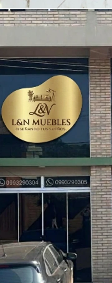 Fachada da L&N Muebles em Ciudad del Este